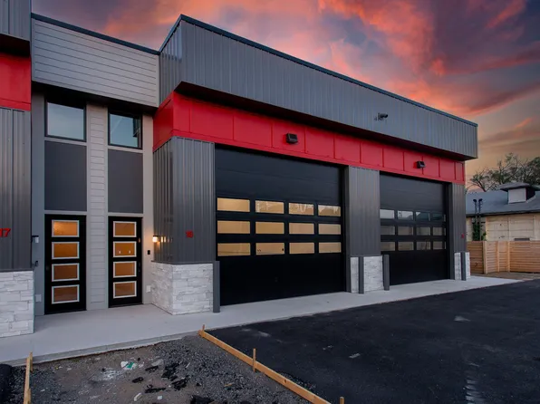 815 Verhoeks St Unit 18, Grand Haven, MI 49417