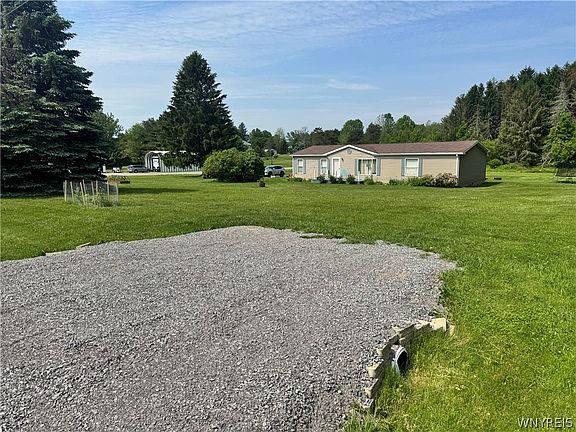 3rd image of 6909 Westview Dr