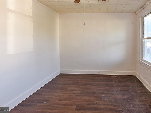 5th image of 1313 E Patapsco Ave