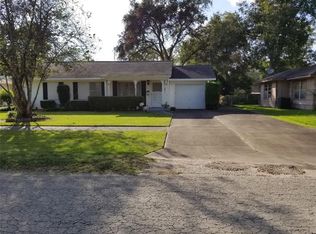 116 S Mattson St, West Columbia, TX 77486