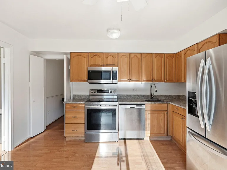 3695 Persimmon Cir — Photo 19