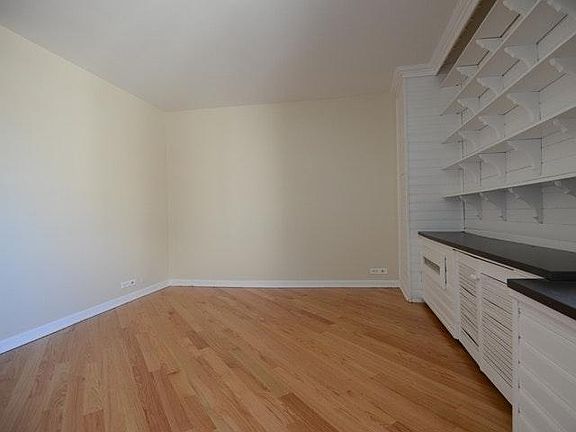 2nd image of 1355 N Sandburg Ter APT 2709