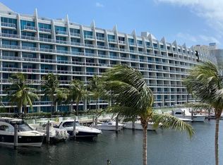 2950 NE 188th St APT 128, Aventura, FL 33180