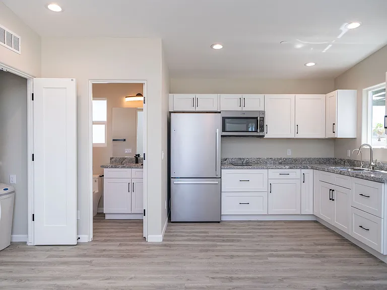 2441 McCulloch Blvd — Photo 4