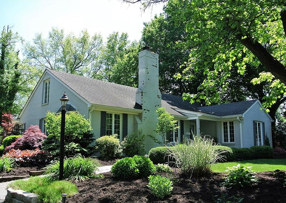 1st image of 27 Donnelly Dr