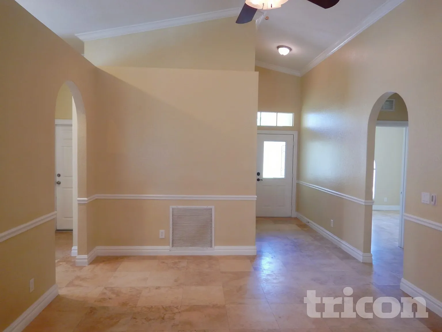 2513 W Wilder Avenue Tampa FL — Photo 2