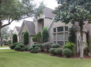 906 Fox Trl, Pasadena, TX 77504