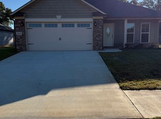 468 Utah St, Athens, AL 35611