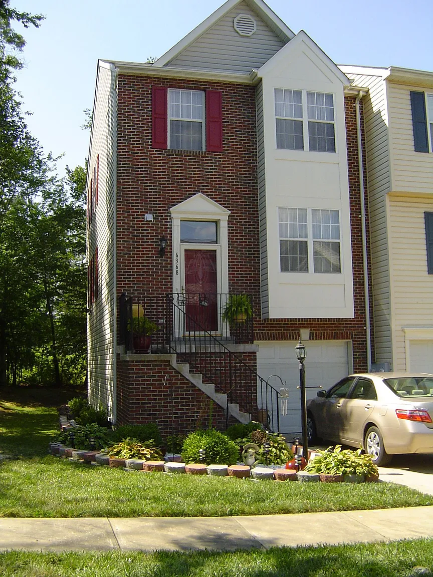 6368 S Lake Ct photo 1