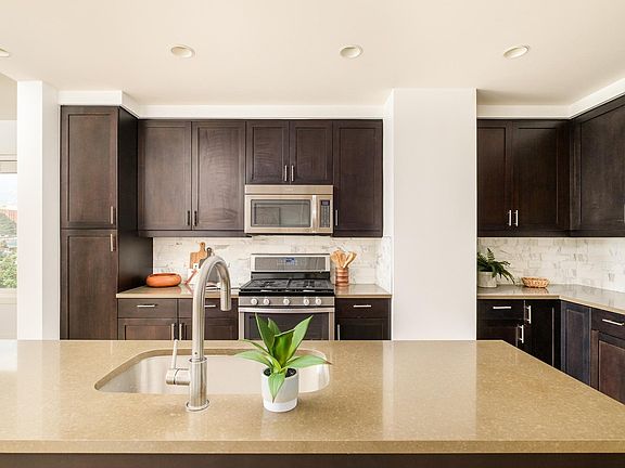 4th image of 3301 Arapahoe Ave #222