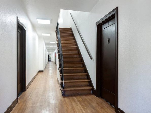 215 W 7th St #3985483