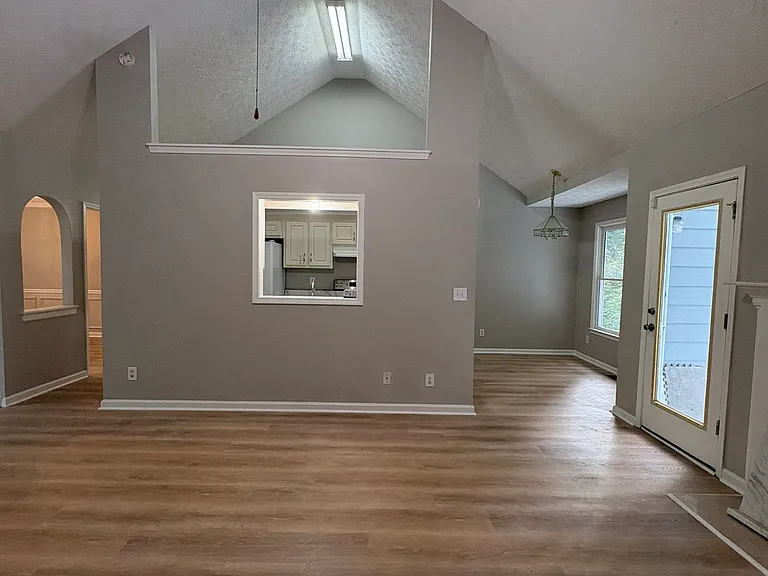 2700 Fort Daniels Dr — Photo 13