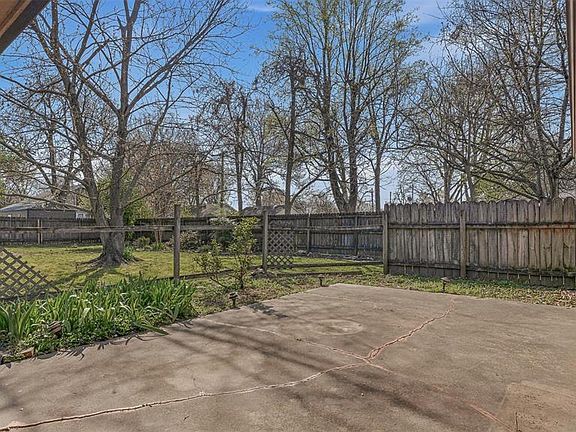 3rd image of 933 Beckwith Ave