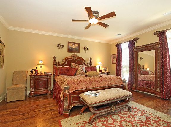 Master bedroom Suite