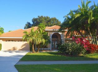8834 Misty Creek Dr, Sarasota, FL 34241