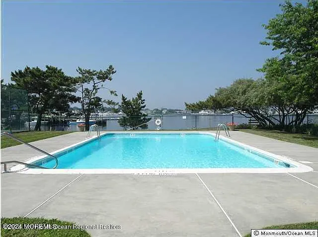100 Seaview Ave #45 — Photo 10