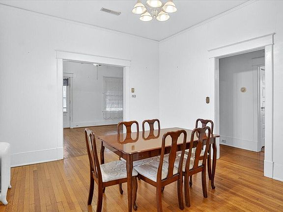 5th image of 145 Granite St