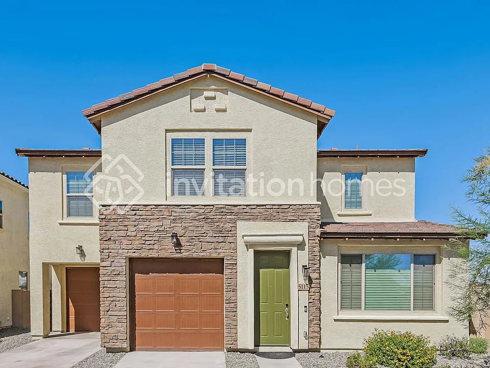 5115 N 189th Dr