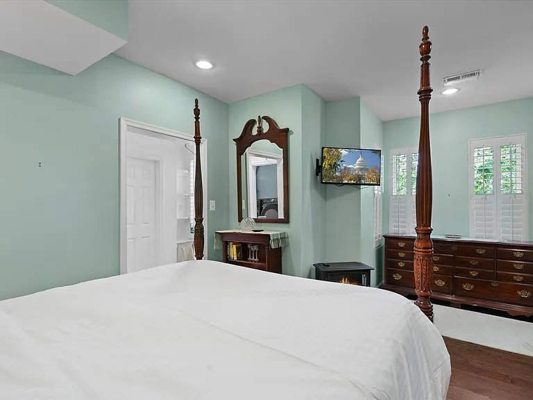 445 15th St SE #1AB — Photo 11