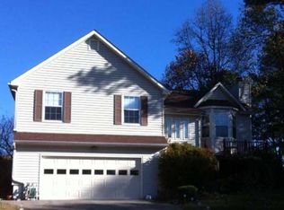 1172 Mountain Springs Dr NW, Kennesaw, GA 30144