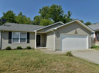3712 Sonoma Ln, Louisville, KY 40219