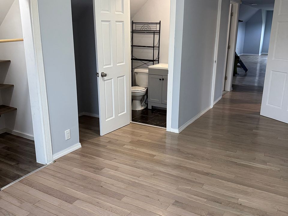 1st image of 2807 N 74th Ct #3A