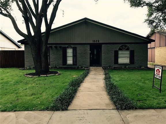 4th image of 1526 Camelia Dr