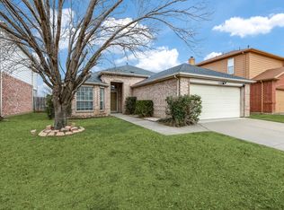 3320 Raleigh Dr, Fort Worth, TX 76123