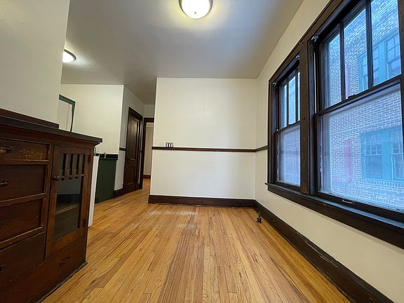 3rd image of 1023 Grand Ave APT 2