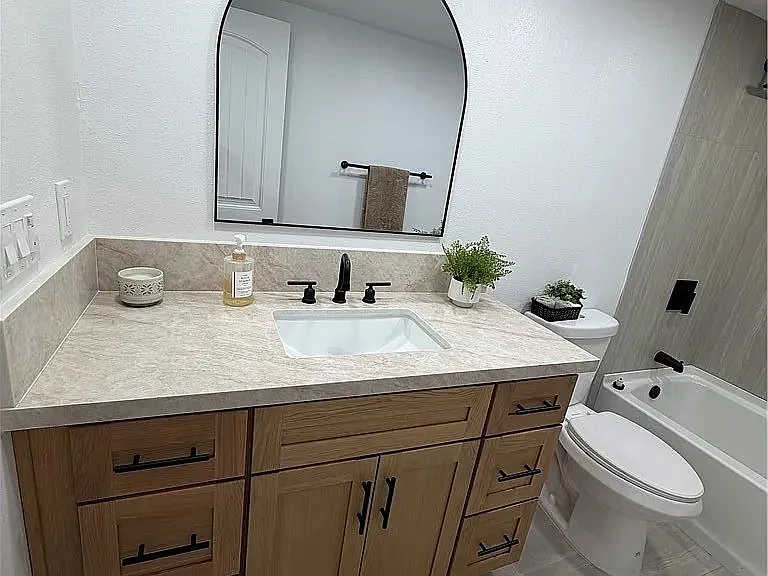 755 Huston Dr — Photo 13