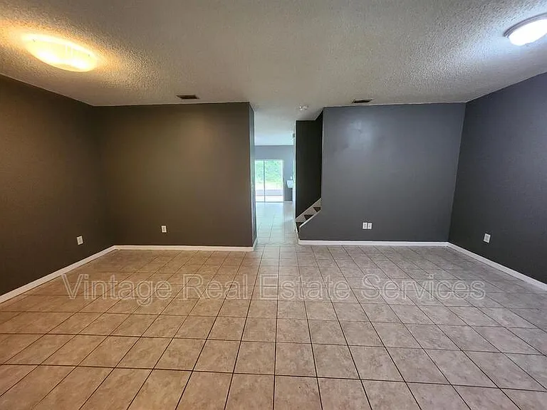 30151 Barnaby Ln — Photo 3