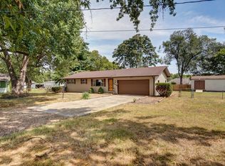 2613 W Woodlawn St, Springfield, MO 65803