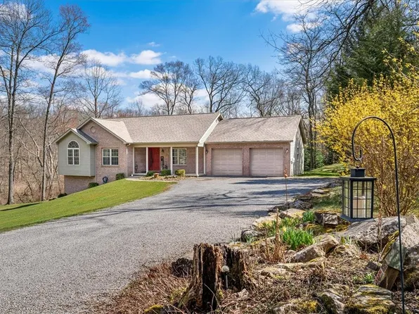 4199 Woodland Rd, Butler, PA 16002