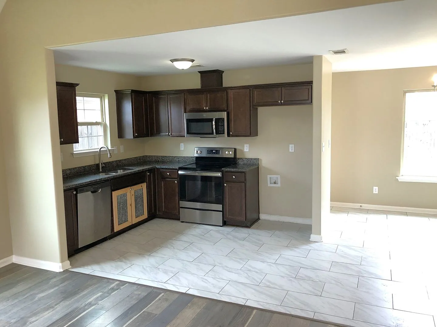 1126 River Wood Circle Robinsonville, MS — Photo 4