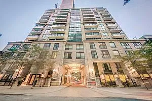 35 Hayden St #819