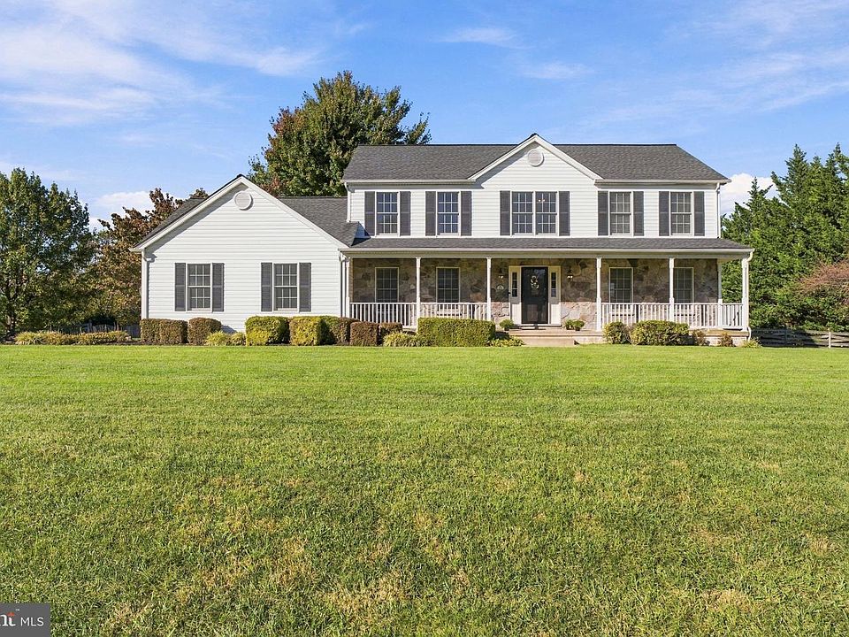 1st image of 4818 Timber Dr