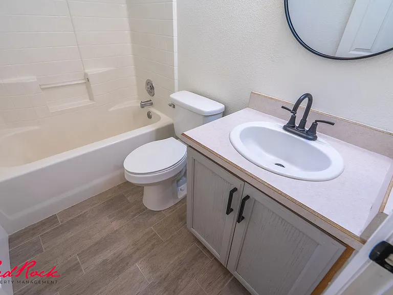 441 E Sunland Dr #6 — Photo 58