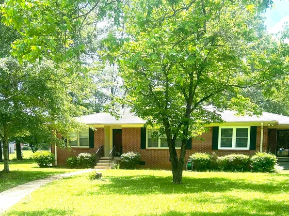 1267 Dogwood Cir, Sylacauga, AL 35150