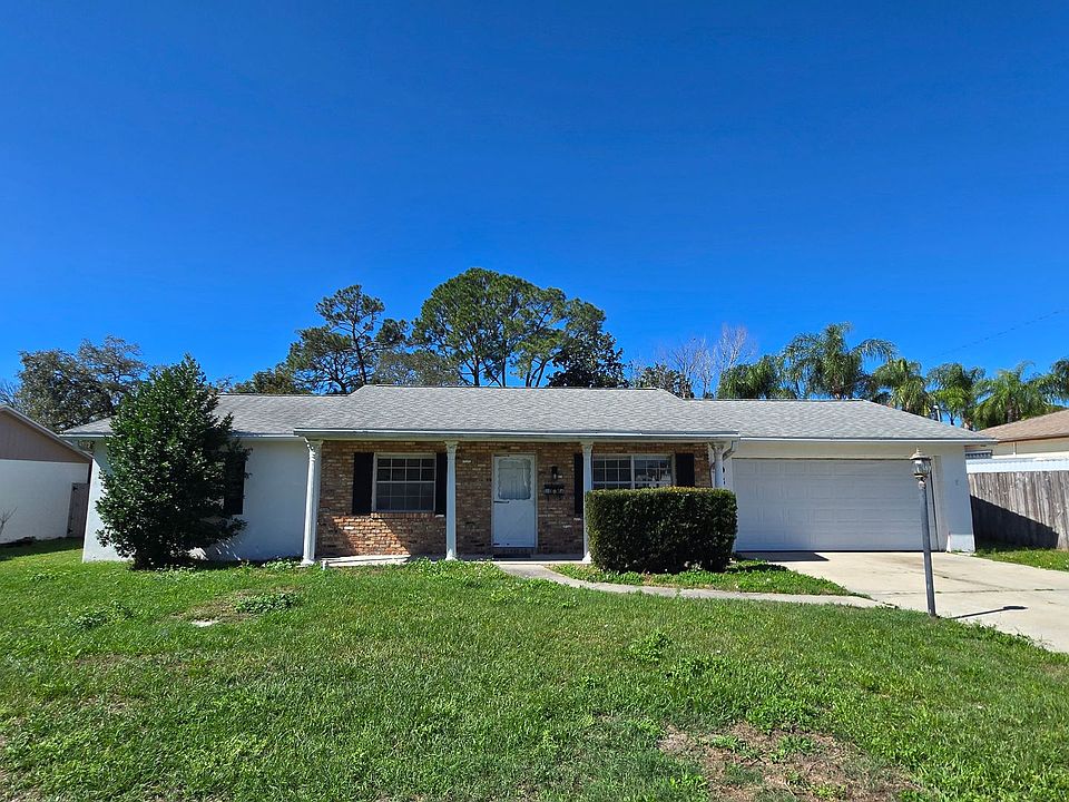 1st image of 1086 Mayflower Ave