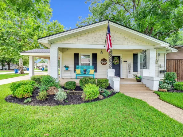 409 S Paris St, Ennis, TX 75119