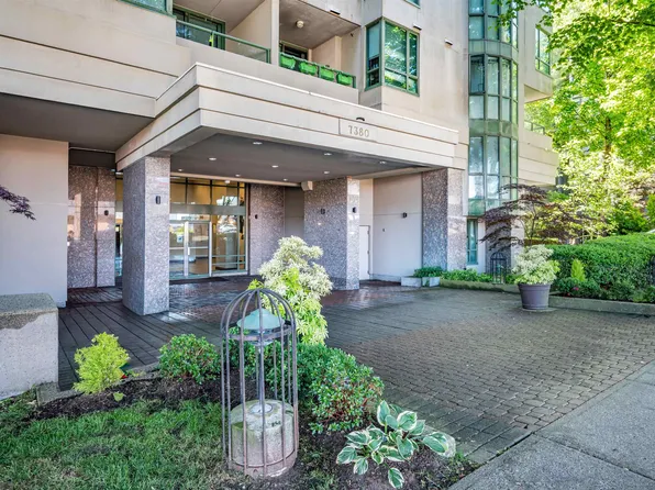 7380 Elmbridge Way #701, Richmond, BC V6X 4A1