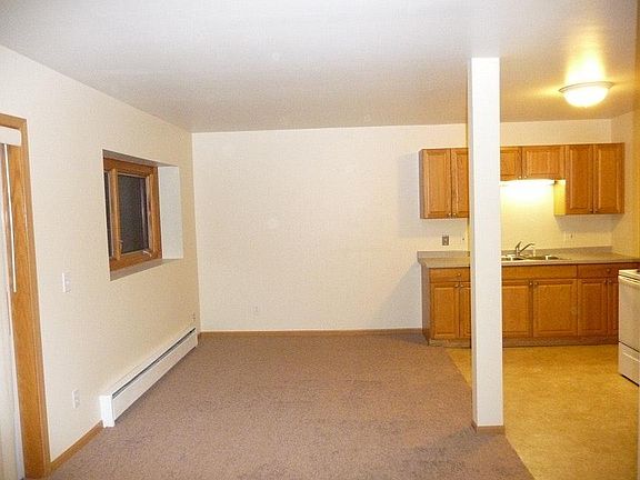 2nd image of 313 Playhouse St E APT 3