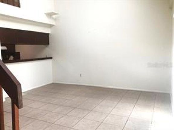 3rd image of 2836 Hunt Club Ln #2B