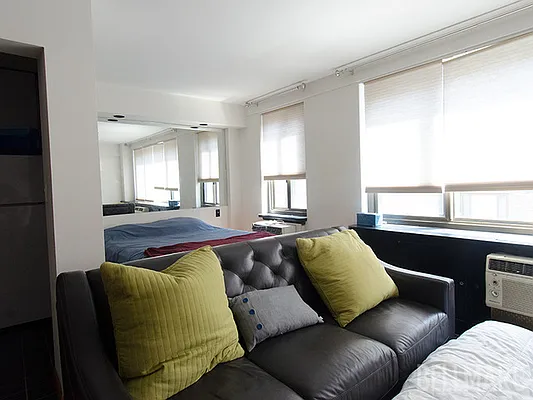 Rented by Bellmarc Realty | media 18