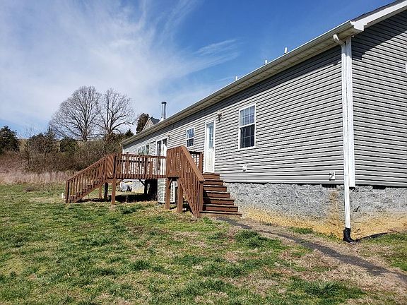 2nd image of 230 Marjorie Ln