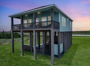 996 Alicia Dr, Gilchrist, TX 77617