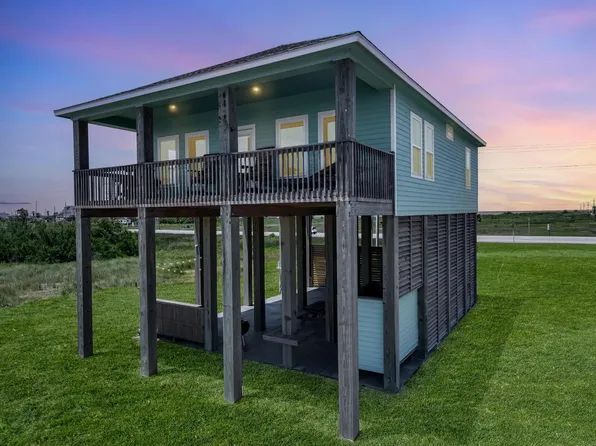 996 Alicia Dr, Gilchrist, TX 77617