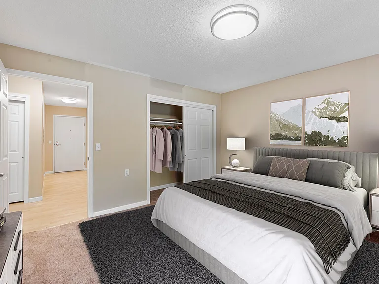 Victoria Place Apartments — Photo 9