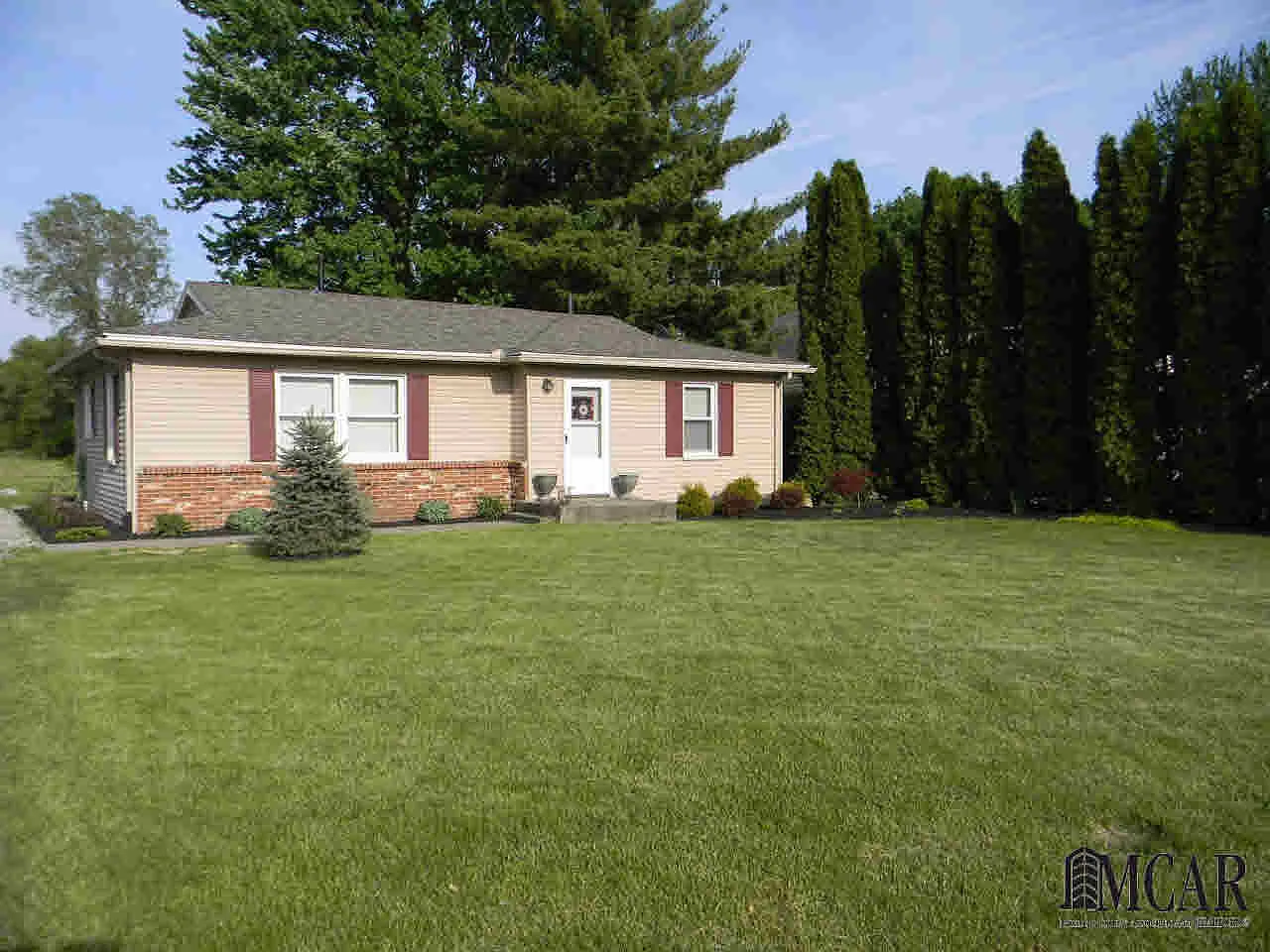 5195 Wells Rd photo 1