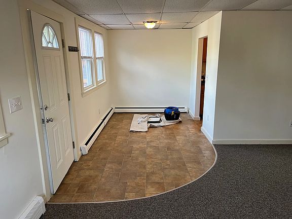 2nd image of 3 Bunker St #1